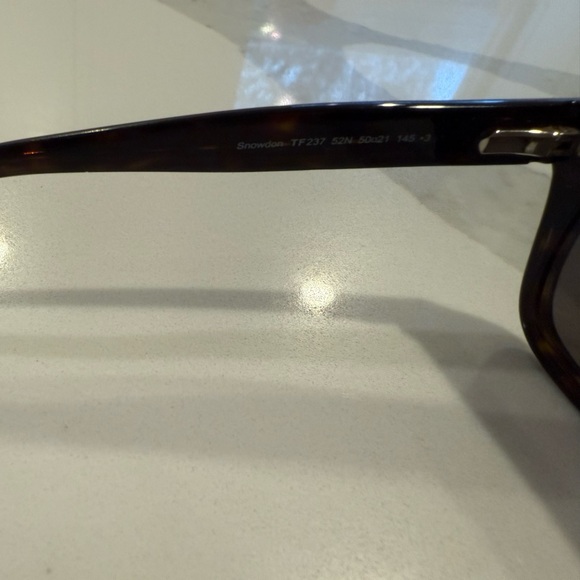 Tom Ford Snowdon sunglasses - Picture 5 of 9